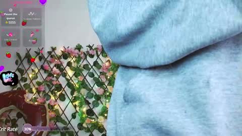 Midori 7u7 online show from 24, 1, 2025