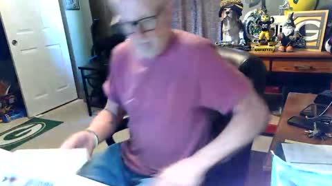 Snapshot of midwestdad09 chatting on 2, 6, 2026 midwestdad09 online show from 2, 6, 2026