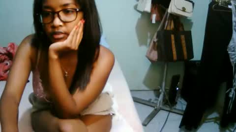 miel_07 online show from 2, 3, 2026