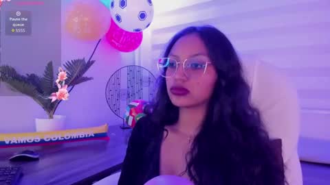 Snapshot of miel_ambar chatting on 2, 7, 2026 miel_ambar online show from 2, 7, 2026