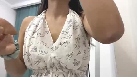 Mia online show from 26, 11, 2025