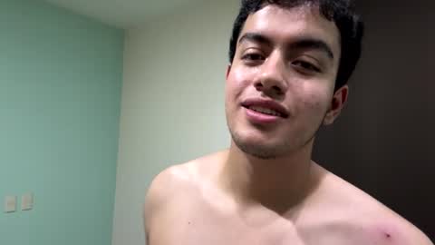 Snapshot of migguev chatting on 22, 7, 2026 migguev online show from 22, 7, 2026