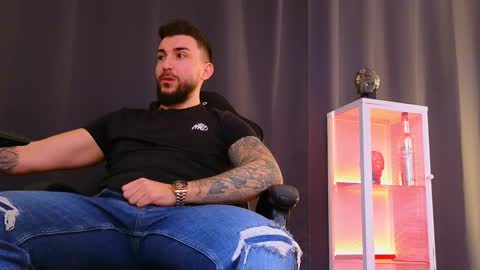 MightyAaron online show from 19, 1, 2025