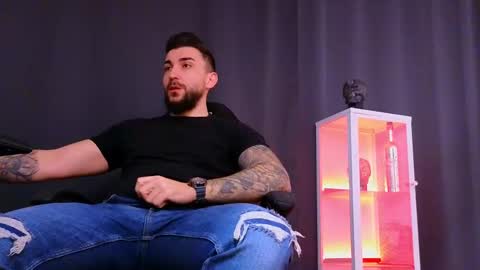 MightyAaron online show from 22, 1, 2025