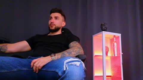 MightyAaron online show from 29, 1, 2025