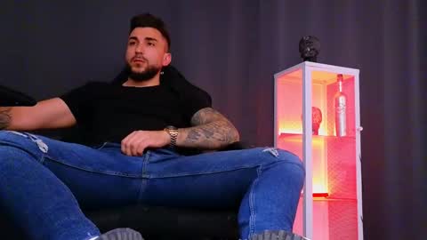MightyAaron online show from 29, 1, 2025