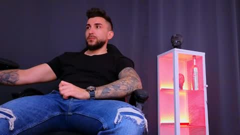 MightyAaron online show from 30, 1, 2025