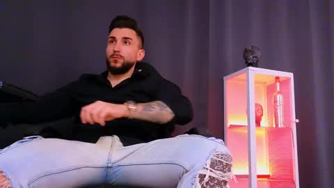 MightyAaron online show from 3, 2, 2025