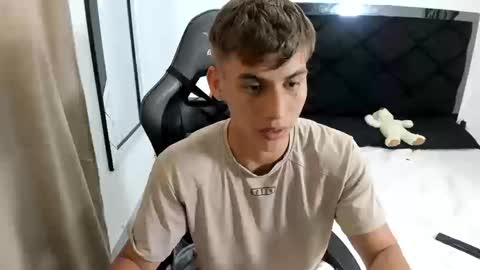 Miguel Hernandez online show from 11, 3, 2026