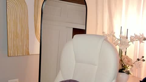 Snapshot of mihailleroy chatting on 14, 1, 2025 MIHAIL LEROY finally independent model online show from 14, 1, 2025