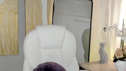 Snapshot of mihailleroy chatting on 15, 1, 2025 MIHAIL LEROY finally independent model online show from 15, 1, 2025