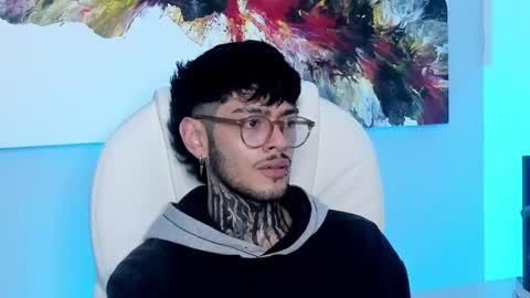 Snapshot of mihailleroy chatting on 12, 2, 2025 MIHAIL LEROY finally independent model online show from 12, 2, 2025