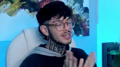 Snapshot of mihailleroy chatting on 12, 2, 2025 MIHAIL LEROY finally independent model online show from 12, 2, 2025