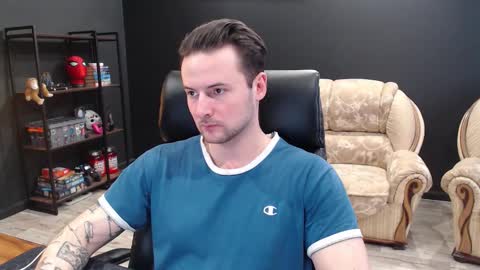 Misha Winchester online show from 3, 2, 2026