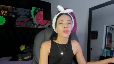 Snapshot of miia_bratz chatting on 27, 4, 2026 miia_bratz online show from 27, 4, 2026