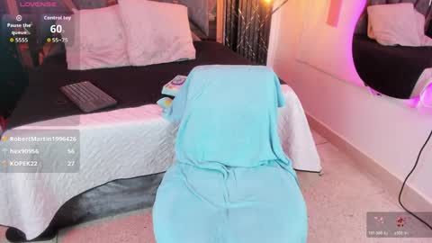 miia_deluxe_ online show from 31, 5, 2026