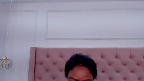 Miia Schwarz  online show from 11, 9, 2025