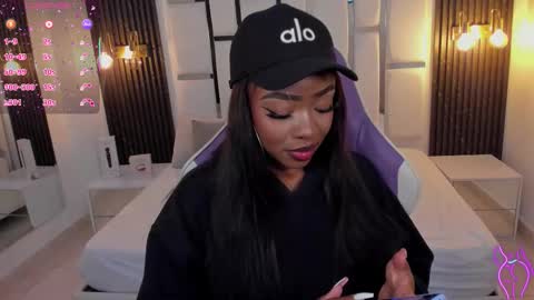 Miia Schwarz  online show from 10, 10, 2025