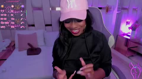 Miia Schwarz  online show from 19, 4, 2026