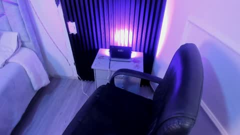 Snapshot of miiaamonroee chatting on 15, 5, 2026 Mia Monroe online show from 15, 5, 2026
