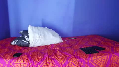 Snapshot of miiranda_cohen chatting on 19, 2, 2025 miiranda cohen online show from 19, 2, 2025