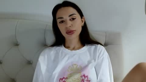 Snapshot of mika_gold7 chatting on 15, 7, 2026 Mika online show from 15, 7, 2026