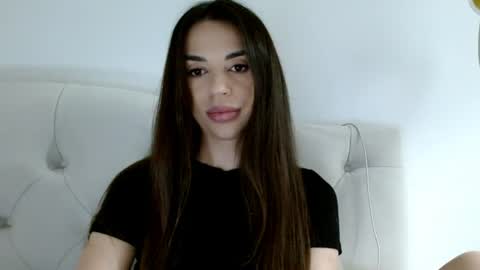 Snapshot of mika_gold7 chatting on 16, 7, 2026 Mika online show from 16, 7, 2026
