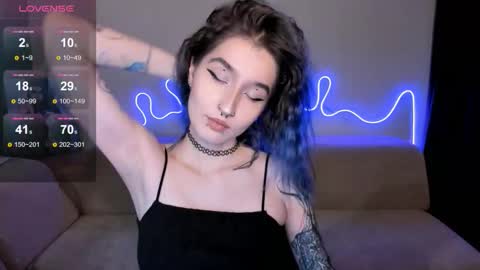 Mika online show from 20, 10, 2025