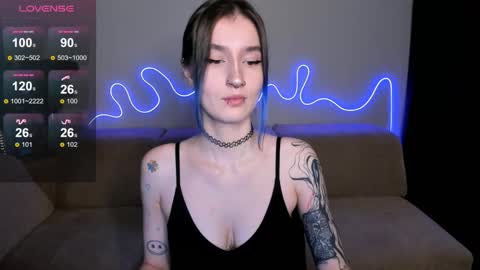 Mika online show from 10, 11, 2025