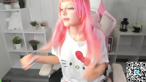 Mika online show from 16, 4, 2026