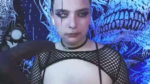Snapshot of mikaskullcs chatting on 29, 6, 2026 Mika online show from 29, 6, 2026