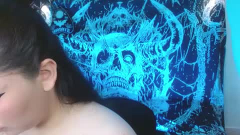 Snapshot of mikaskullcs chatting on 21, 7, 2026 Mika online show from 21, 7, 2026