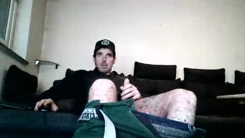 Snapshot of mike421990 chatting on 22, 2, 2025 Mike Bente online show from 22, 2, 2025