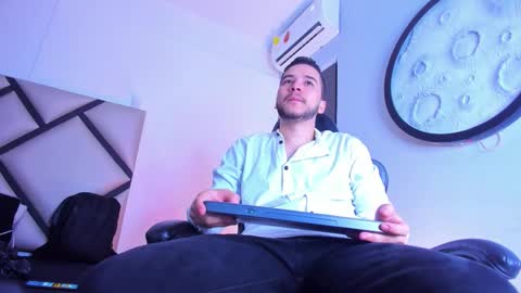 Mike  online show from 4, 2, 2026