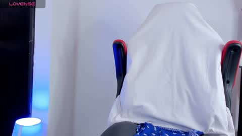 Mike Tylor online show from 4, 12, 2025