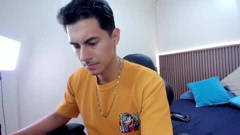 Mike online show from 4, 3, 2026