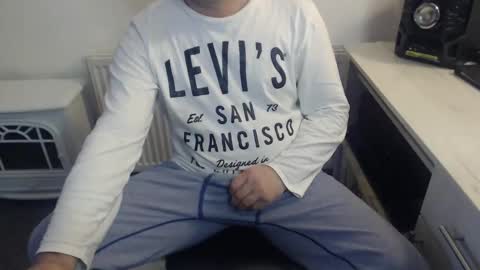 Snapshot of mike_master30 chatting on 14, 2, 2025 MikeMaster online show from 14, 2, 2025