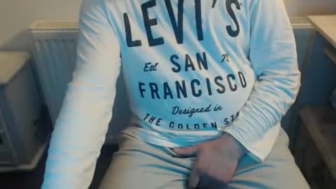 Snapshot of mike_master30 chatting on 22, 3, 2026 MikeMaster online show from 22, 3, 2026