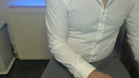 Snapshot of mike_master30 chatting on 3, 4, 2026 MikeMaster online show from 3, 4, 2026