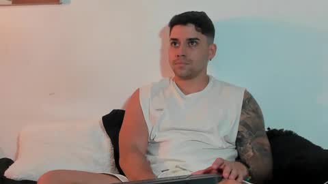 Snapshot of mike_montoya chatting on 14, 2, 2025 Mike Montoya online show from 14, 2, 2025