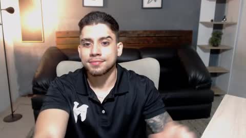 Snapshot of mike_montoya chatting on 7, 6, 2026 Mike Montoya online show from 7, 6, 2026