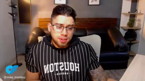 Snapshot of mike_montoya chatting on 14, 7, 2026 Mike Montoya online show from 14, 7, 2026