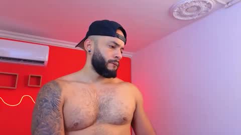 Snapshot of mike_savage3 chatting on 23, 4, 2026 Mike online show from 23, 4, 2026