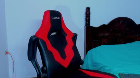 mike_shelby21 online show from 17, 12, 2025