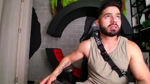 Snapshot of mikeblare chatting on 11, 1, 2025 Mike Blare online show from 11, 1, 2025