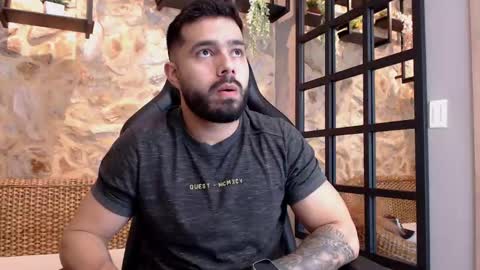 Snapshot of mikeblare chatting on 11, 1, 2025 Mike Blare online show from 11, 1, 2025