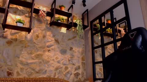 Snapshot of mikeblare chatting on 14, 1, 2025 Mike Blare online show from 14, 1, 2025