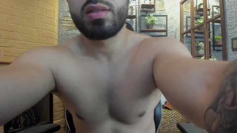 Snapshot of mikeblare chatting on 29, 1, 2025 Mike Blare online show from 29, 1, 2025