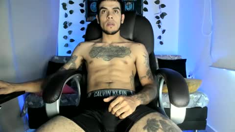 mikee_scooth online show from 16, 9, 2025