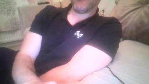 Snapshot of mikehockishuge9 chatting on 23, 7, 2026 mikehockishuge9 online show from 23, 7, 2026